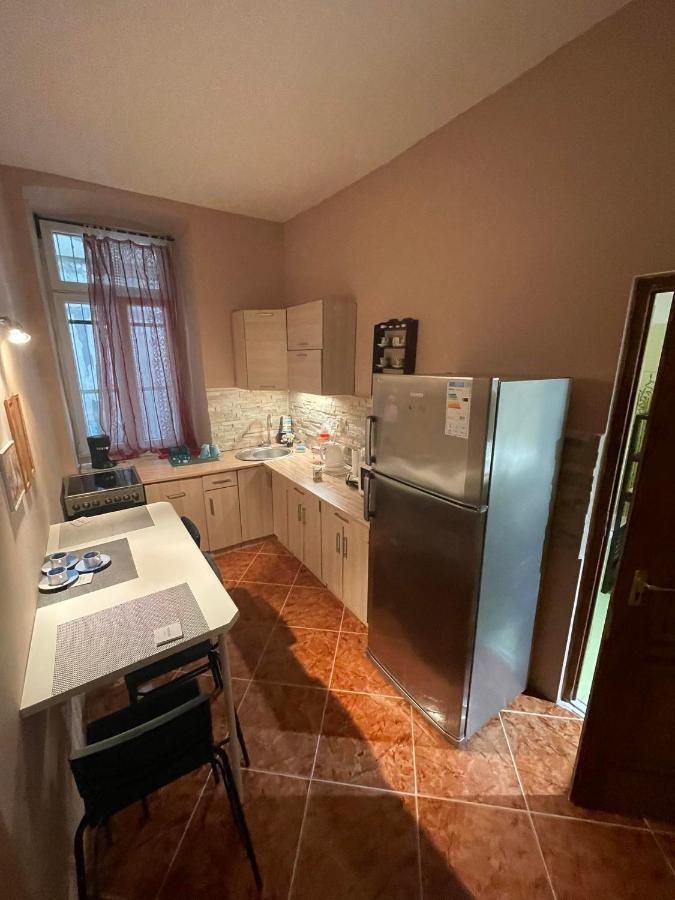 Budapest Clark Apartman ** Apartment Bagian luar foto