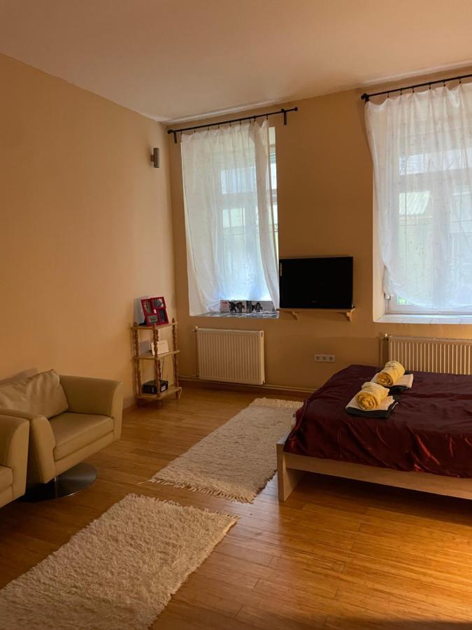 Budapest Clark Apartman ** Apartment Bagian luar foto