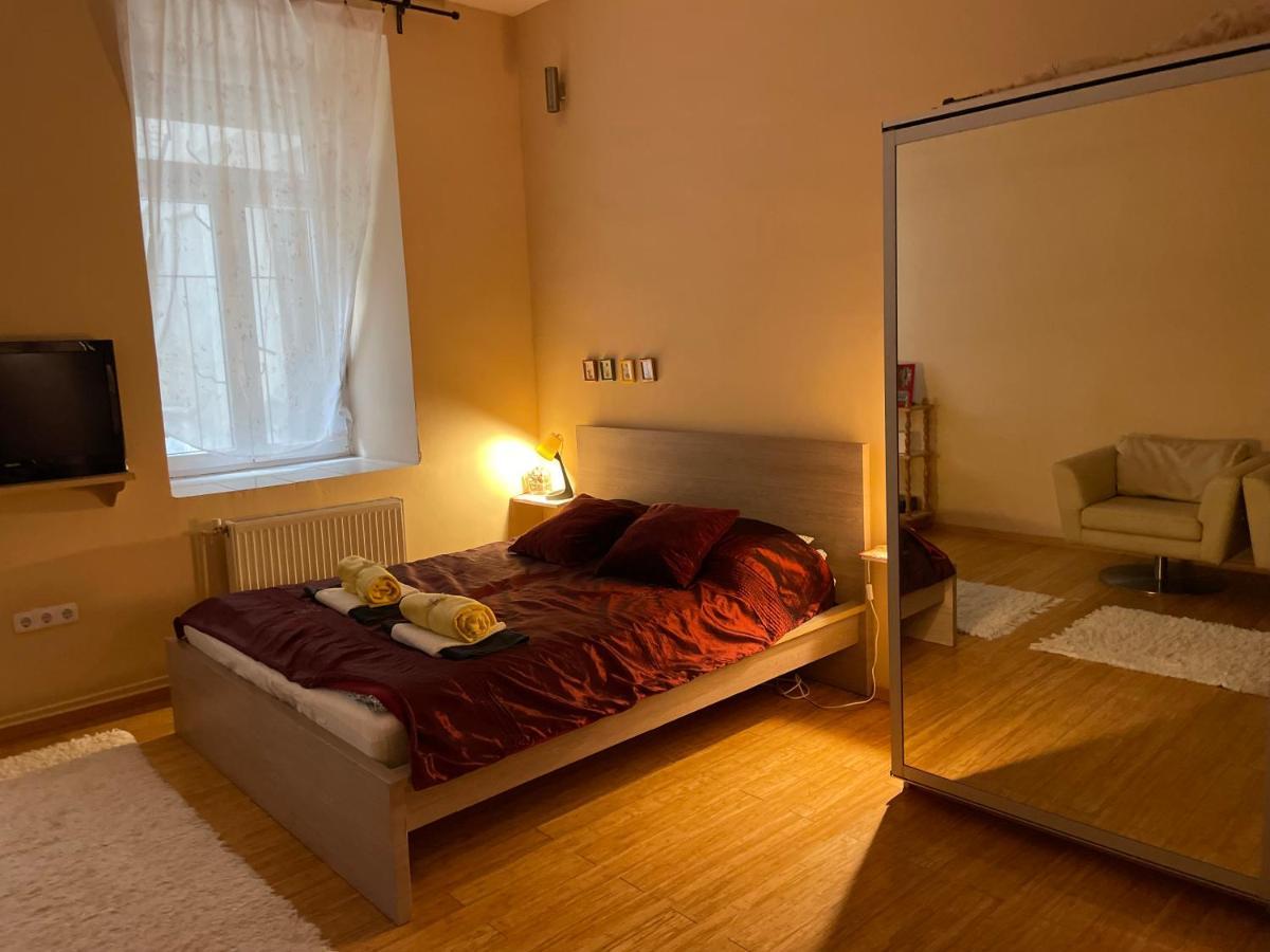 Budapest Clark Apartman ** Apartment Bagian luar foto