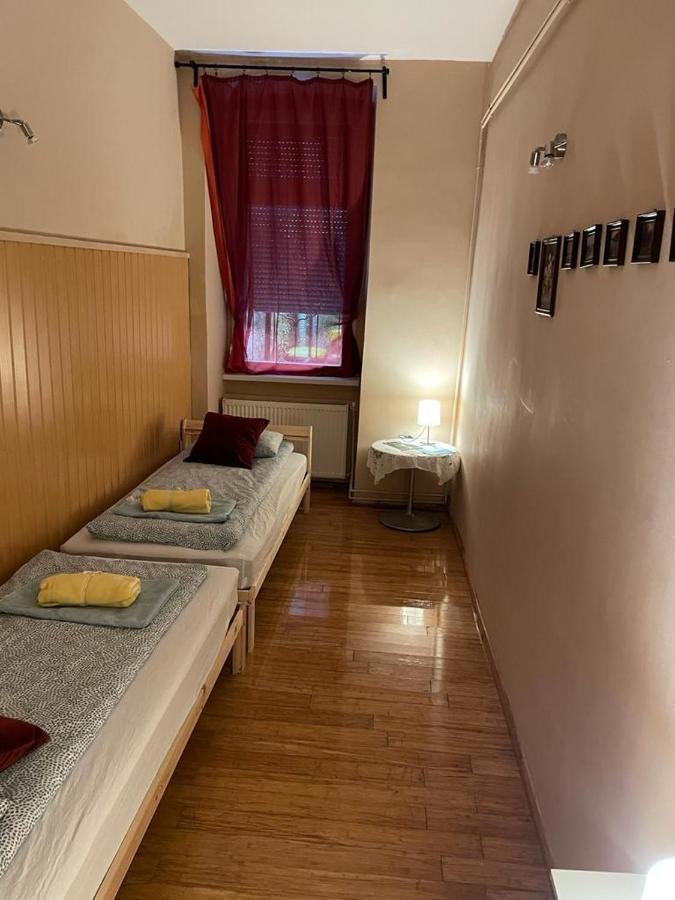 Budapest Clark Apartman ** Apartment Bagian luar foto