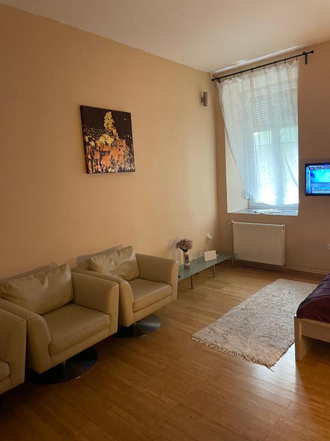 Budapest Clark Apartman ** Apartment Bagian luar foto
