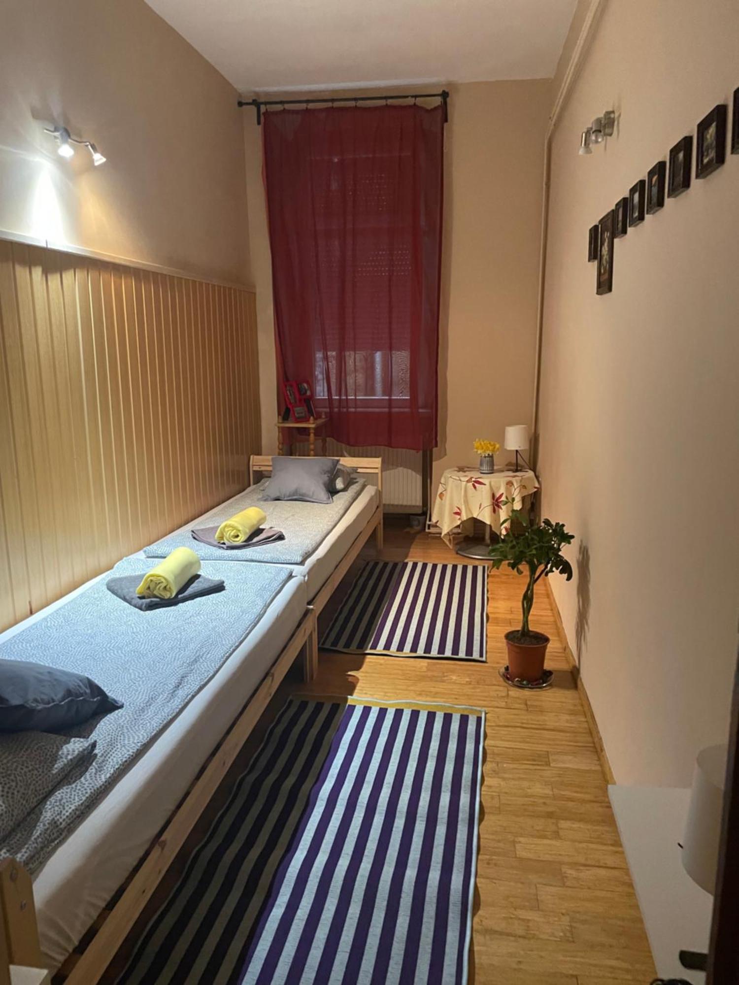 Budapest Clark Apartman ** Apartment Bagian luar foto